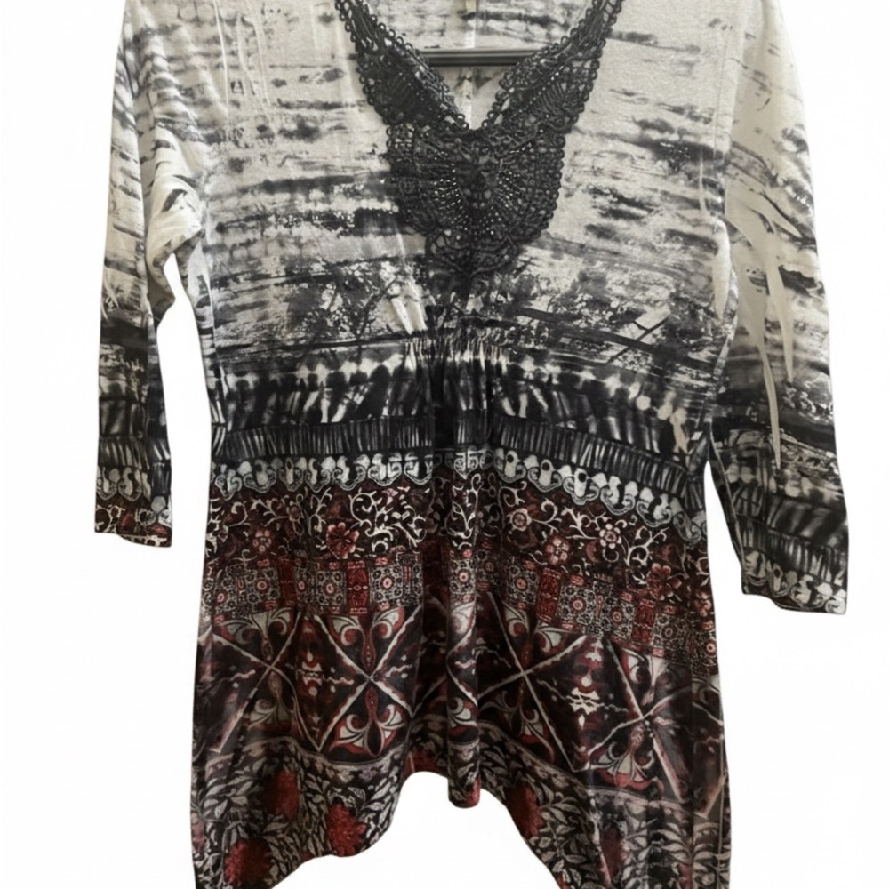 ONE WORLD Black and Red Artistic Tunic